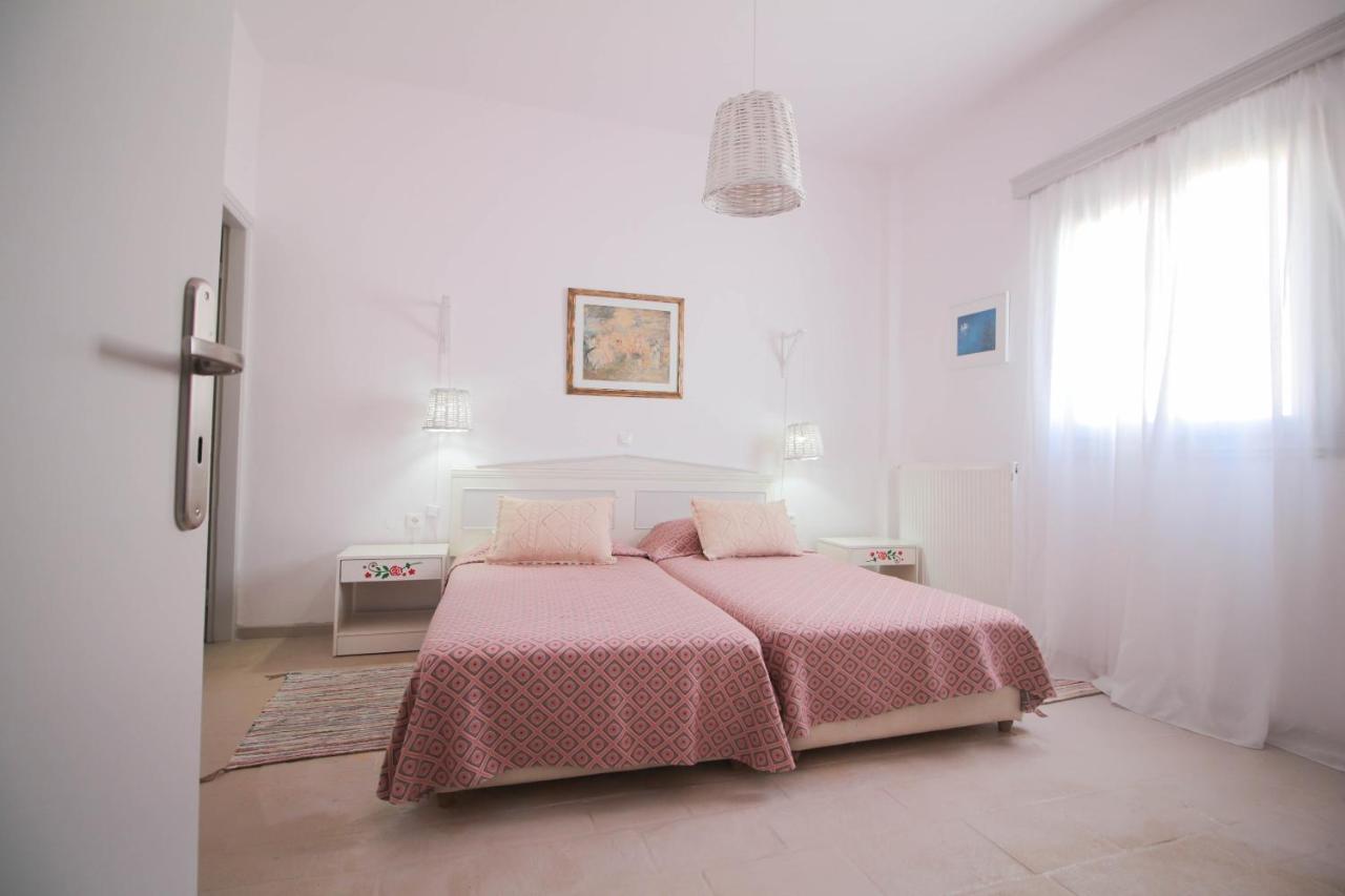 Villa With View Of Agios Ioannis And Pool With Jacuzzi Exteriör bild
